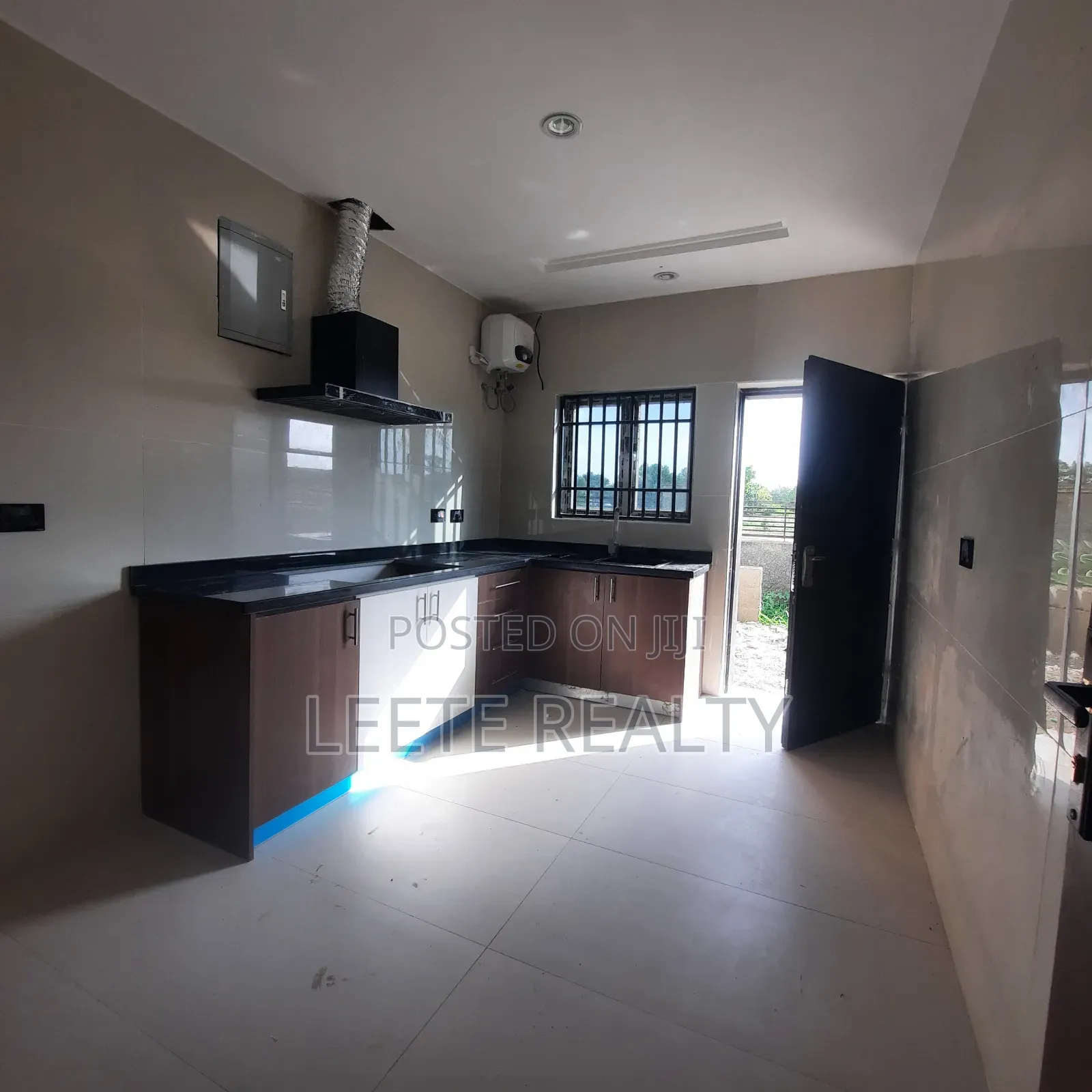 4bdrm Townhouse / Terrace in Galadimawa for rent in Galadimawa