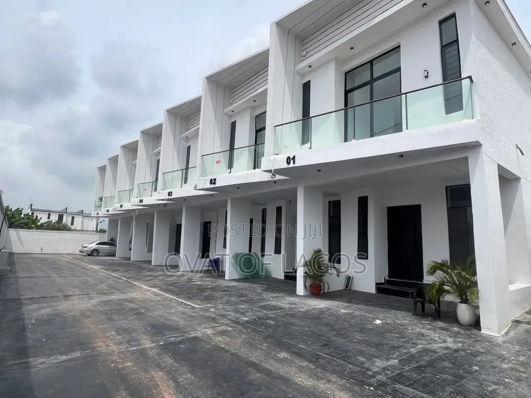 4bdrm Duplex in Lekki Scheme 2 for sale in Lekki Phase 2