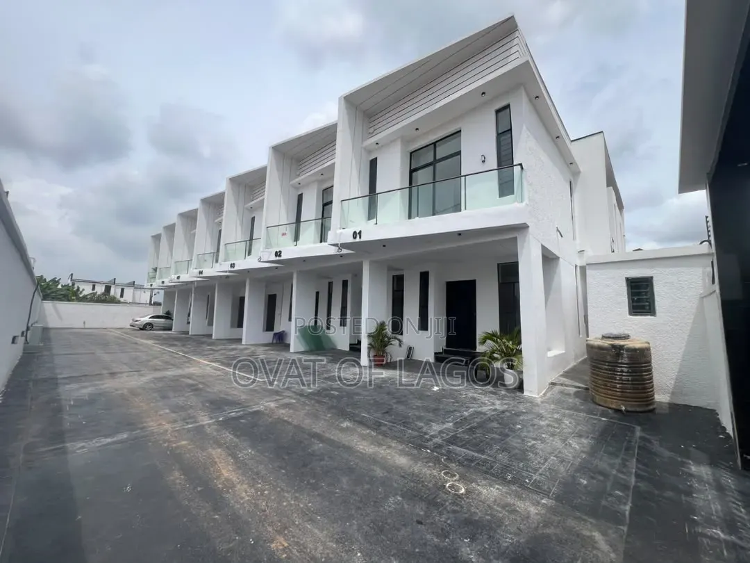 4bdrm Duplex in Lekki Scheme 2 for sale in Lekki Phase 2