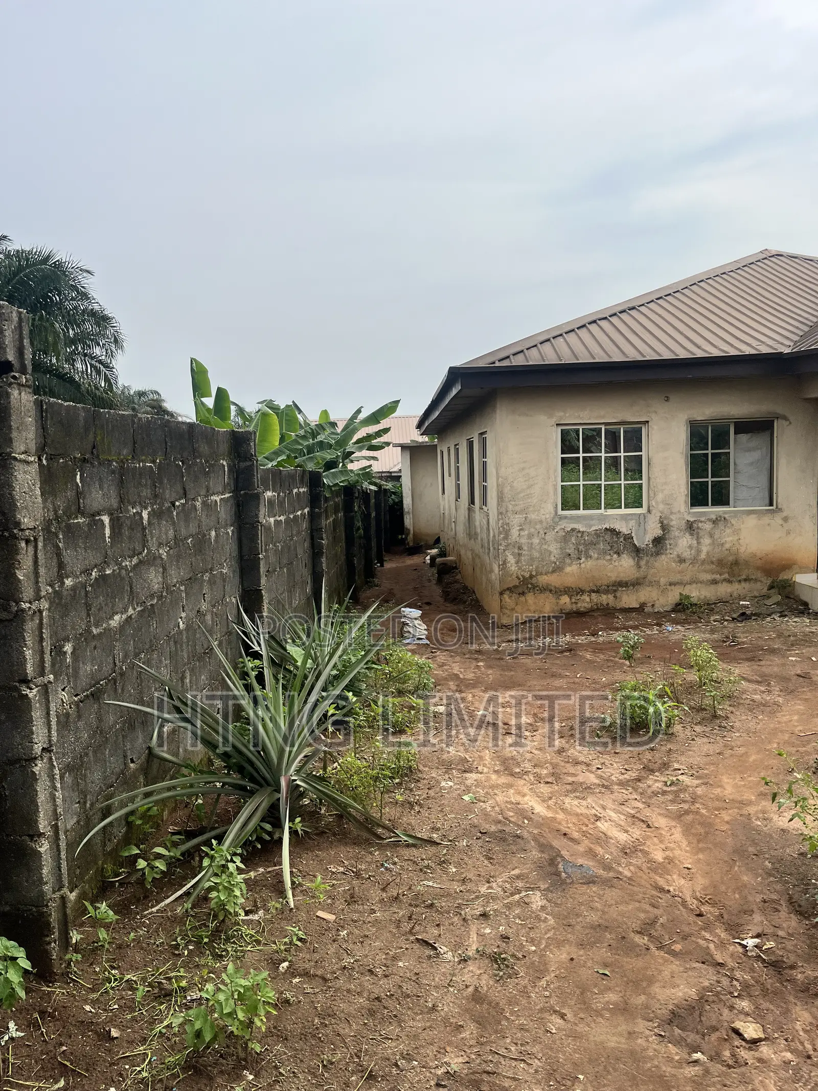 3bdrm Bungalow in Awesu, Igbogbo for sale in Igbogbo