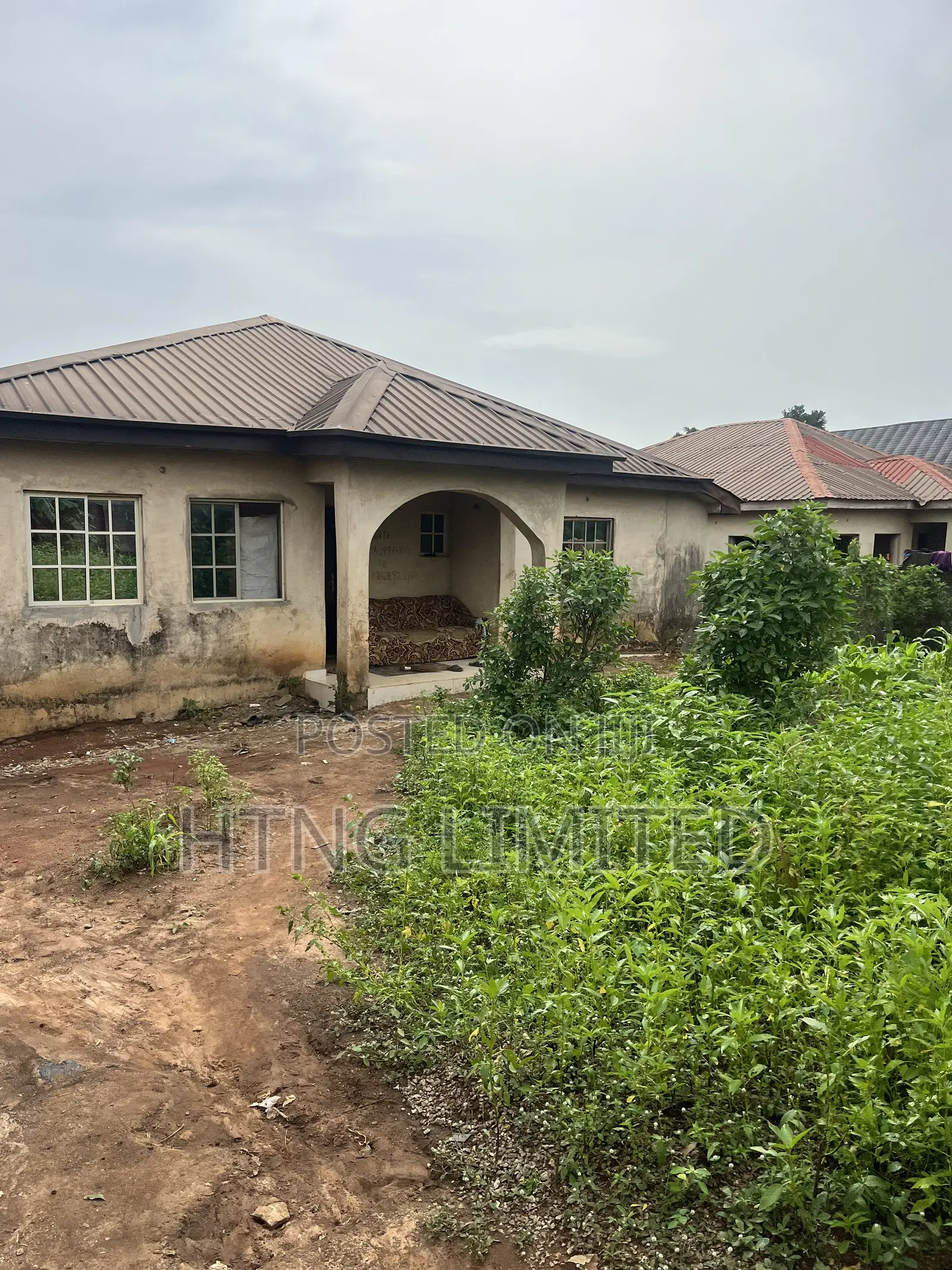 3bdrm Bungalow in Awesu, Igbogbo for sale in Igbogbo