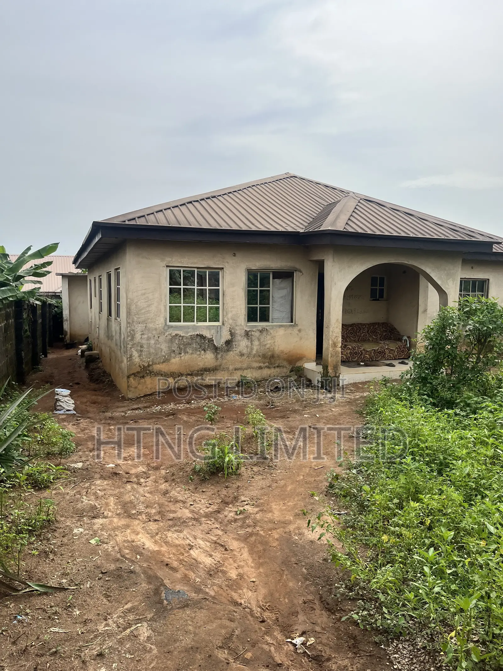 3bdrm Bungalow in Awesu, Igbogbo for sale in Igbogbo