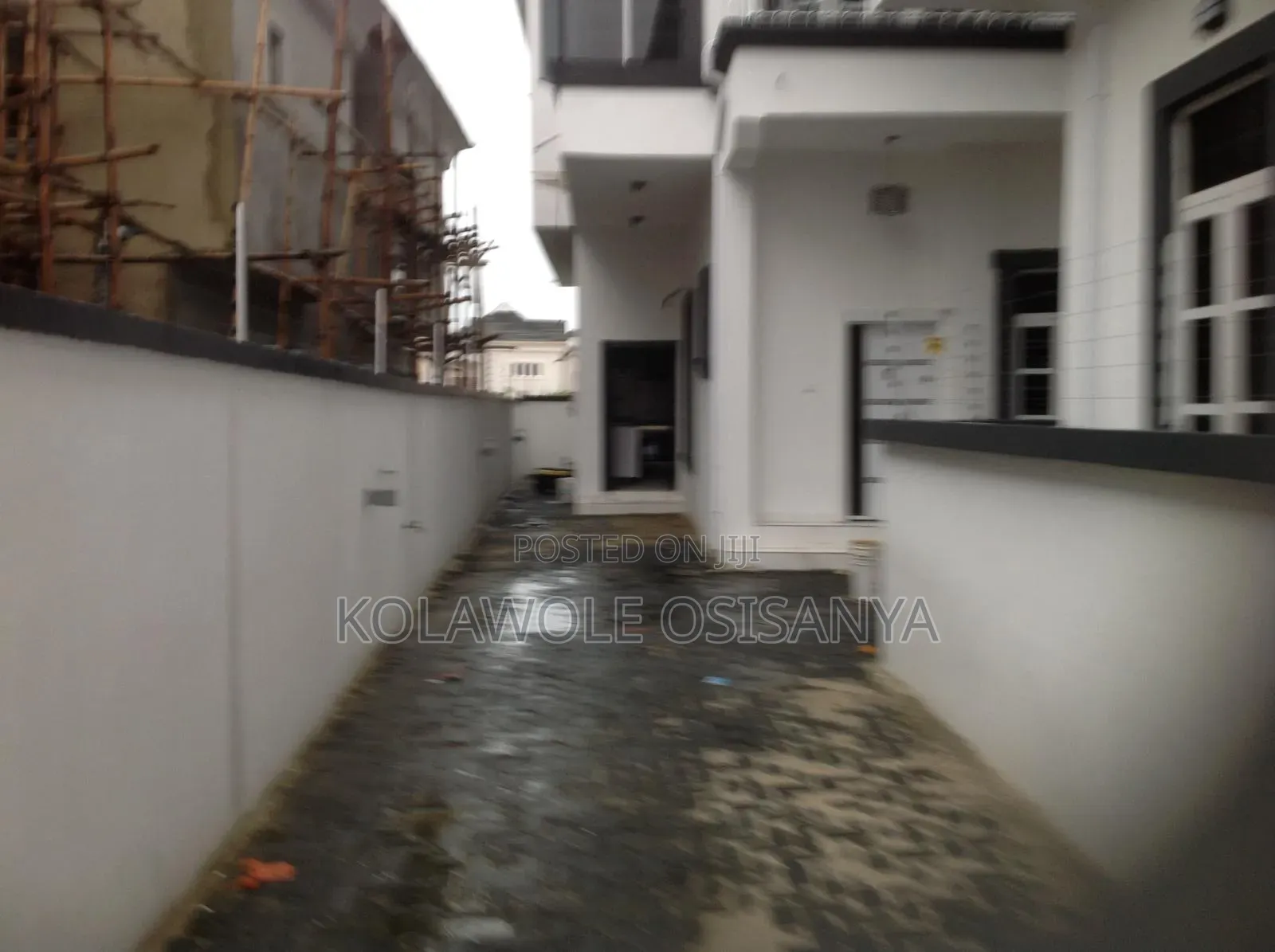 4bdrm Duplex in Ikota for sale in Ikota