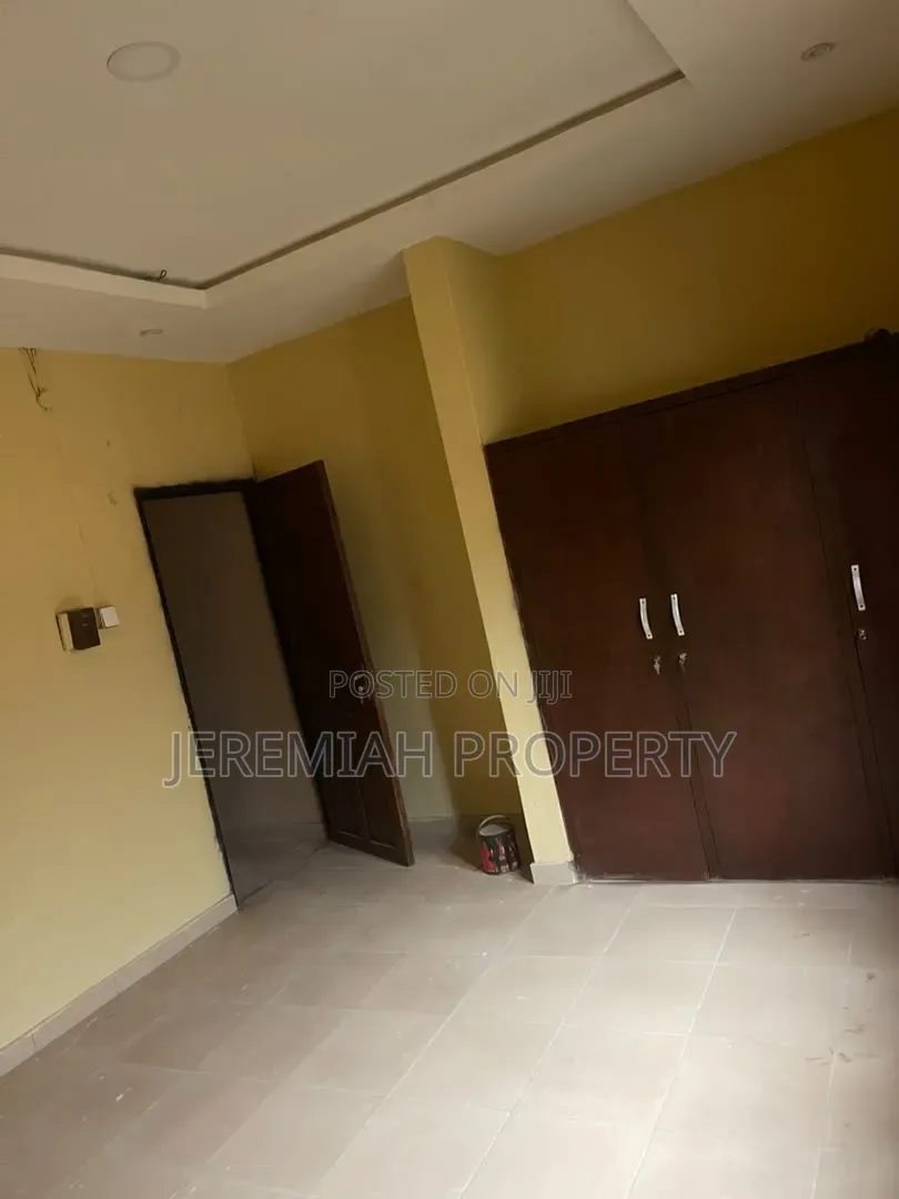 2bdrm Block of Flats in Mafoluku for rent in Mafoluku