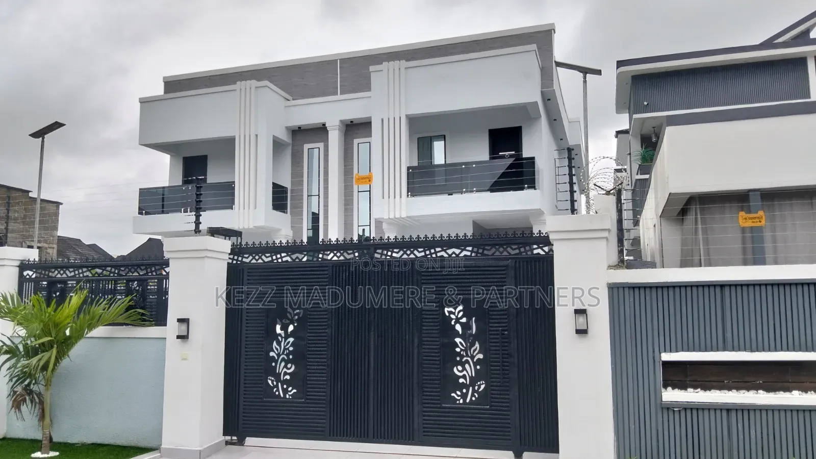 4bdrm Duplex in Shell Cooperative for sale in Eneka