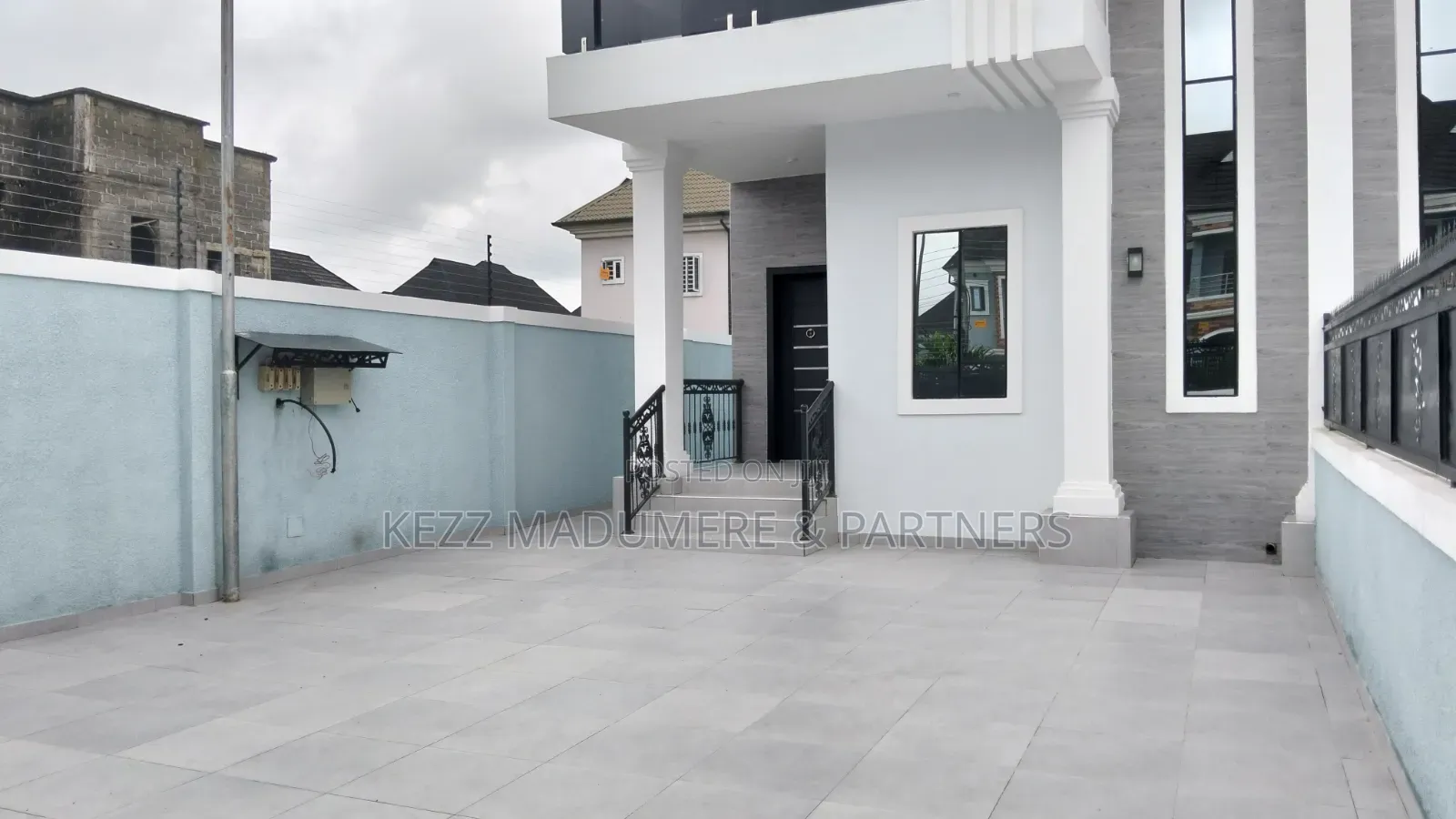 4bdrm Duplex in Shell Cooperative for sale in Eneka