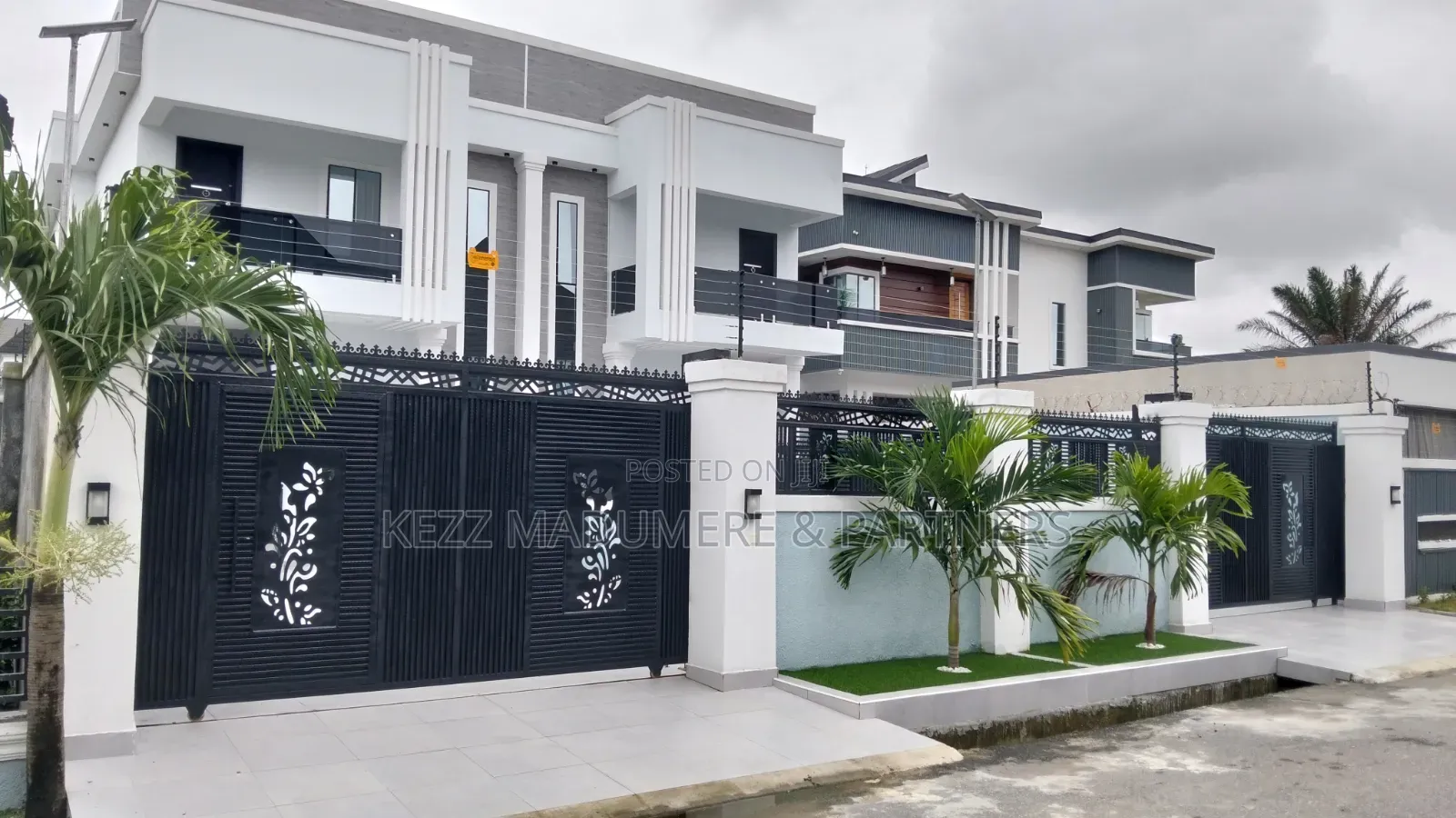 4bdrm Duplex in Shell Cooperative for sale in Eneka