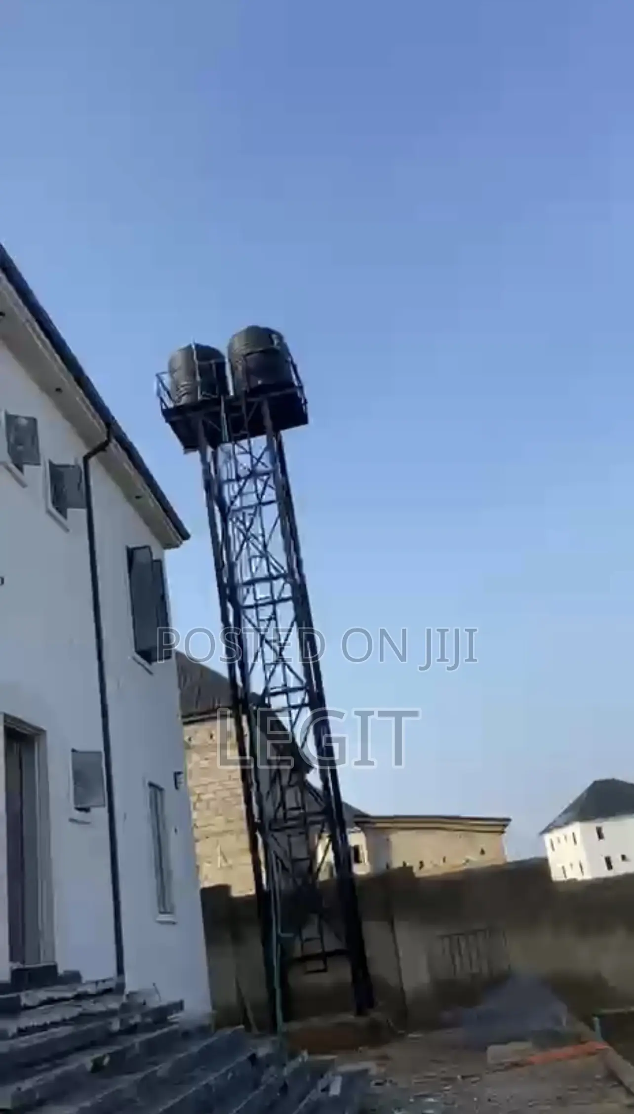 6bdrm Duplex in Lugbe District for sale in Lugbe District