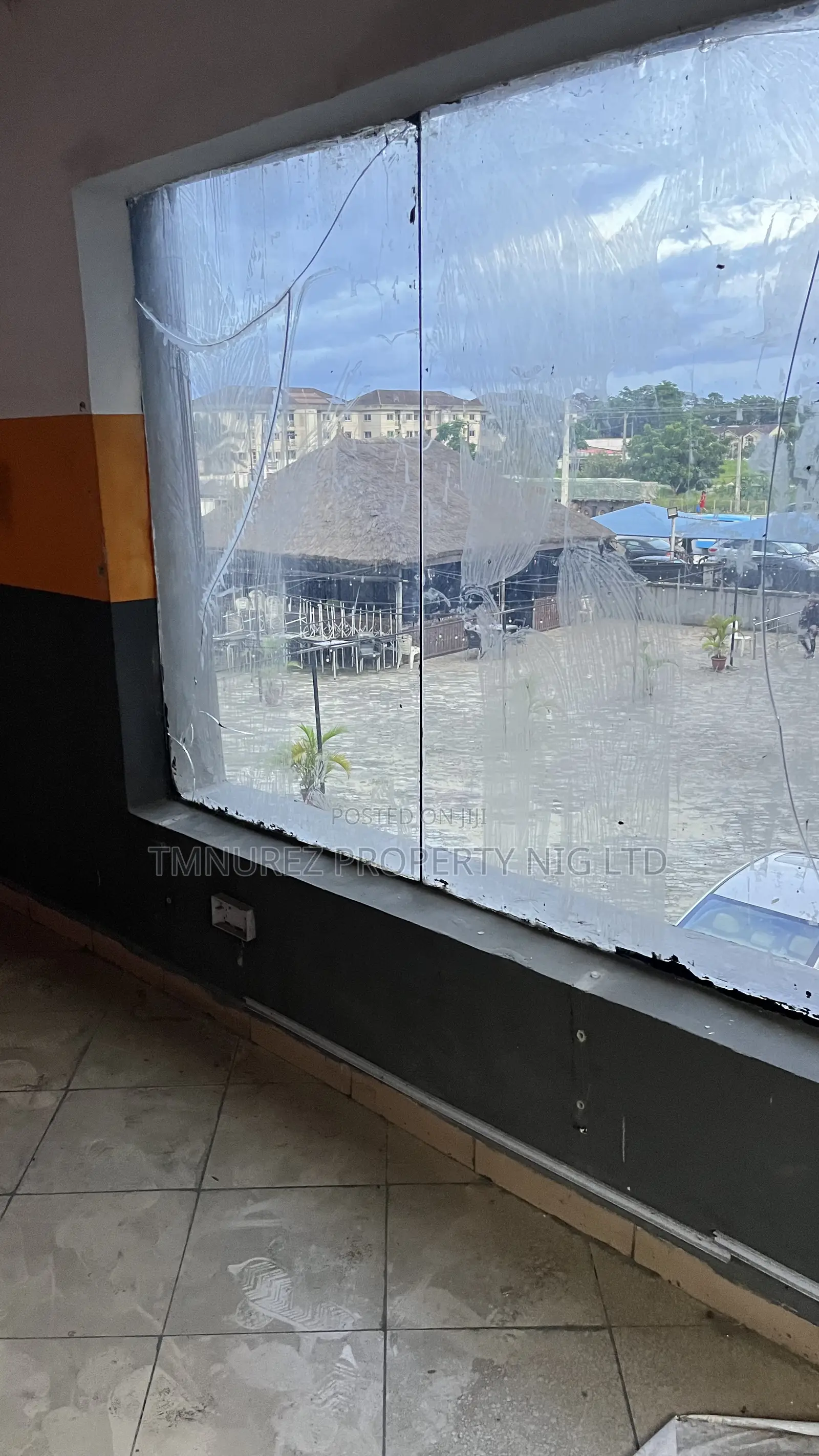 Open Space (Showroom) in Sangotedo