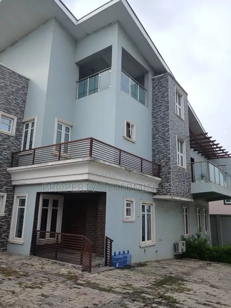 4bdrm Duplex in GRA Phase 1 for rent in GRA Phase 1