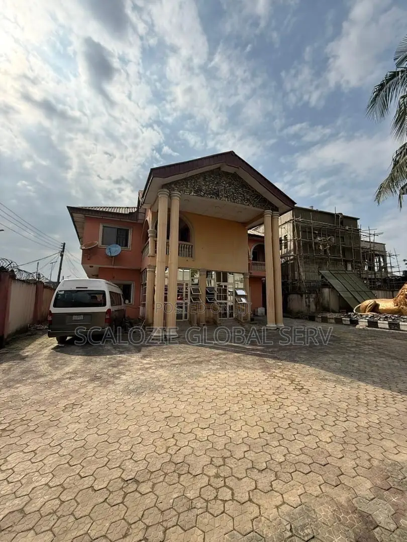 6bdrm Duplex in Chinda Ada George for sale in Port-Harcourt
