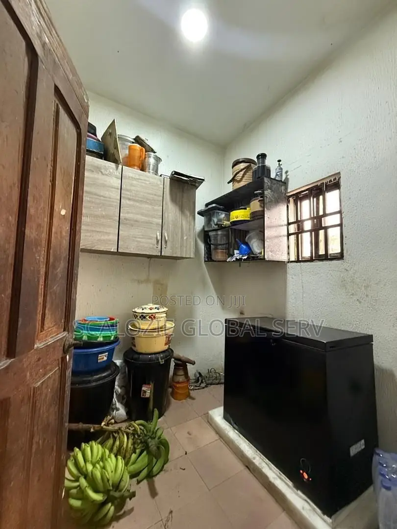 6bdrm Duplex in Chinda Ada George for sale in Port-Harcourt