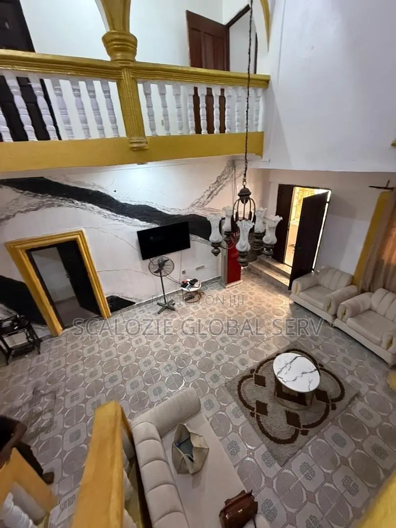 6bdrm Duplex in Chinda Ada George for sale in Port-Harcourt