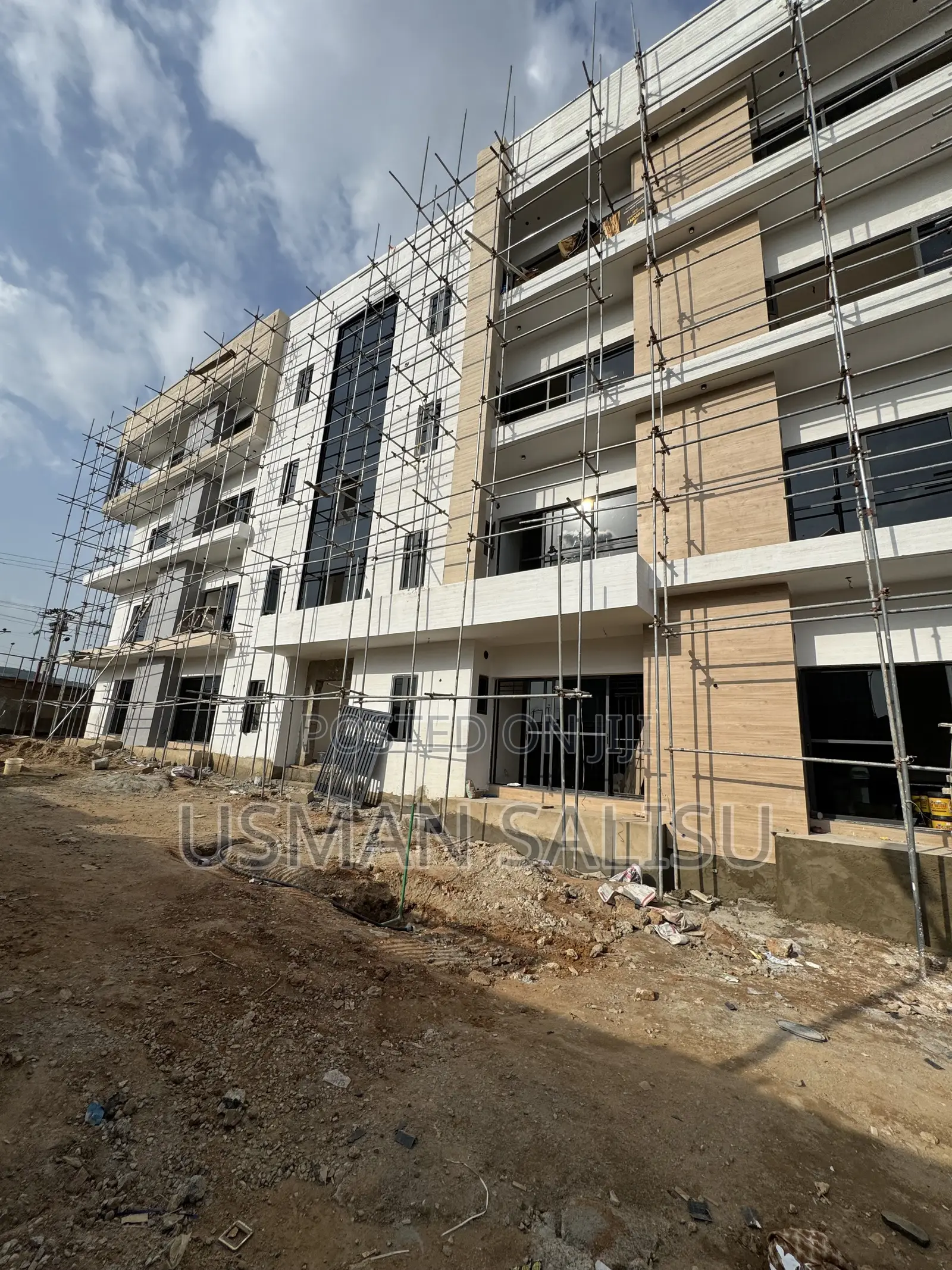 3bdrm Block of Flats in Jahi for sale in Jahi