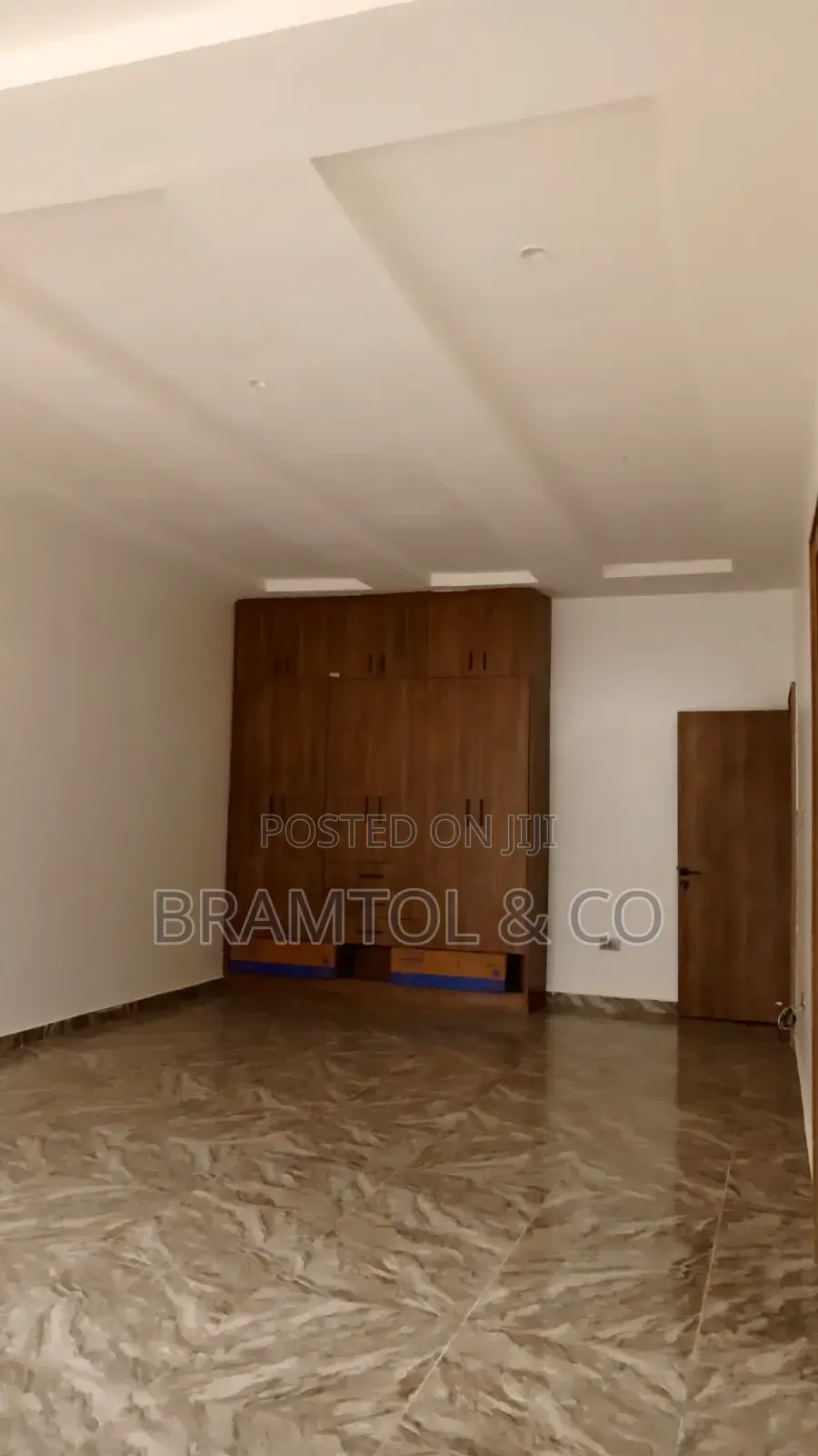 7bdrm Townhouse / Terrace in Guzape District for rent in Guzape District