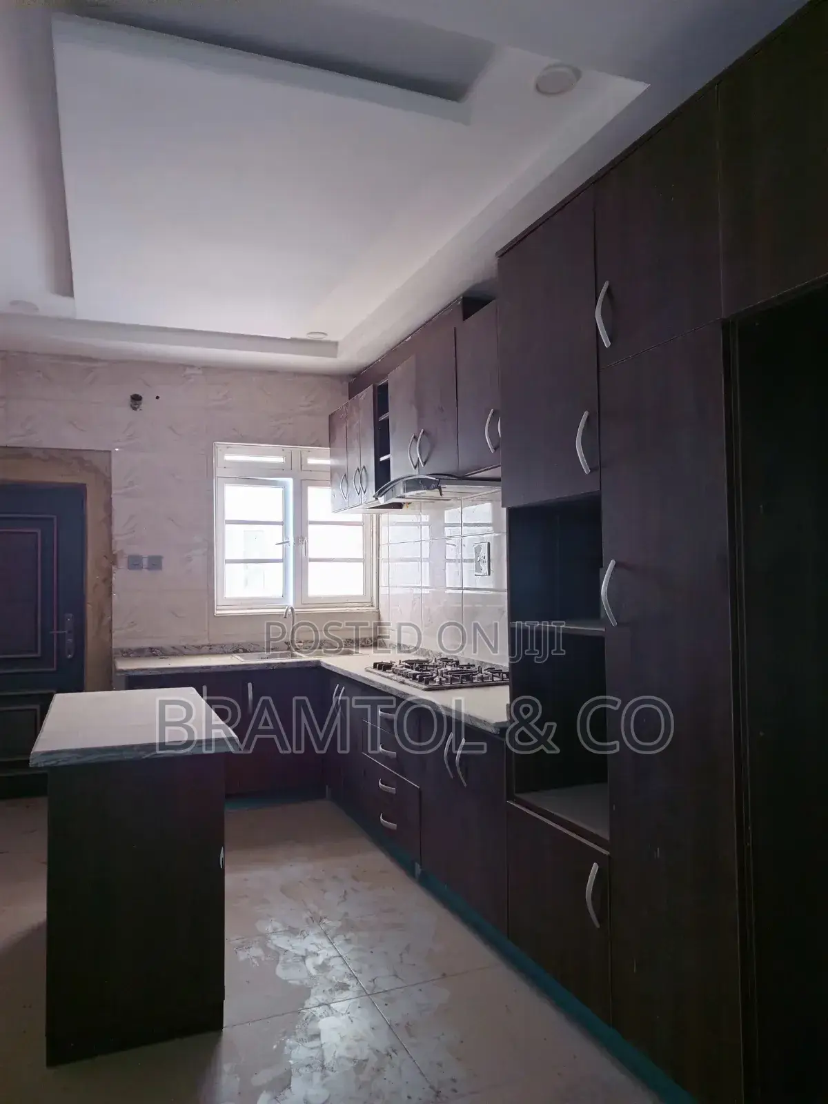 5bdrm Duplex in Guzape District for rent in Guzape District