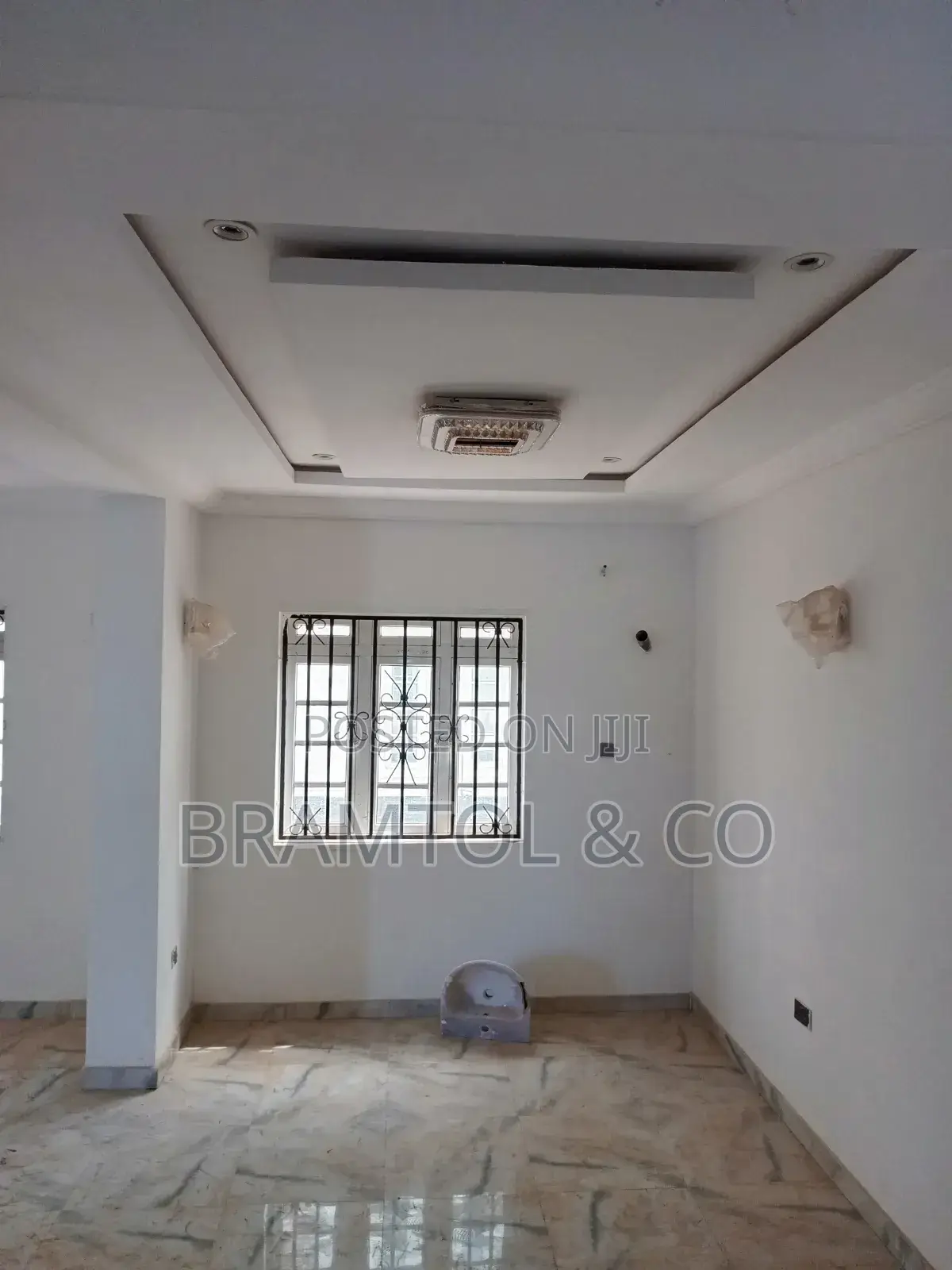 5bdrm Duplex in Guzape District for rent in Guzape District