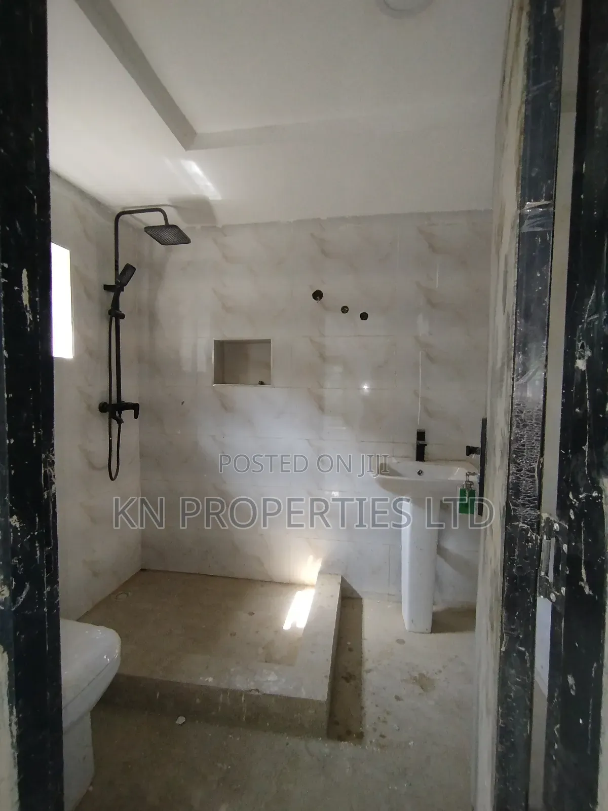 3bdrm Apartment in Wuse Zone for rent in Wuse