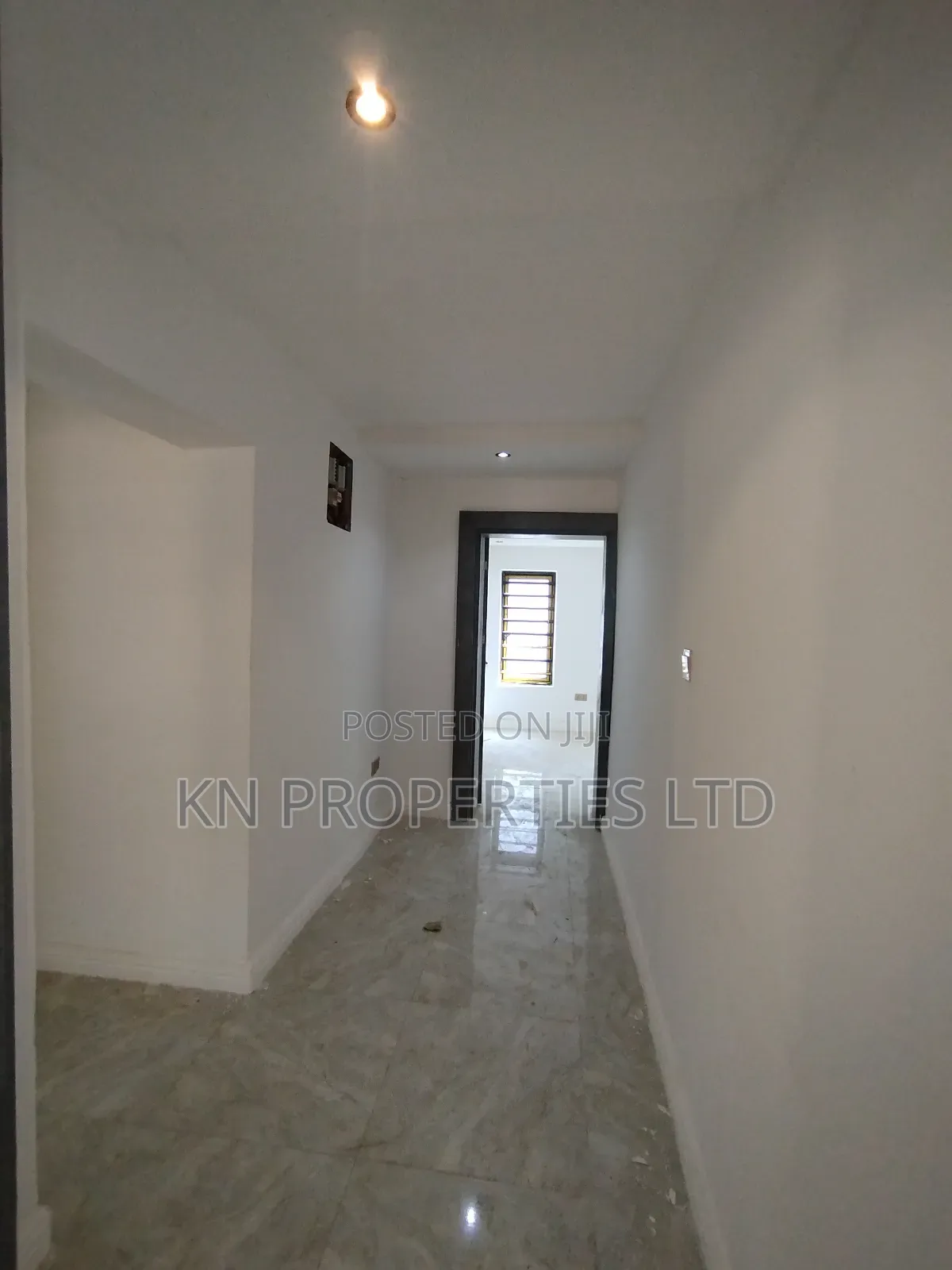 3bdrm Apartment in Wuse Zone for rent in Wuse
