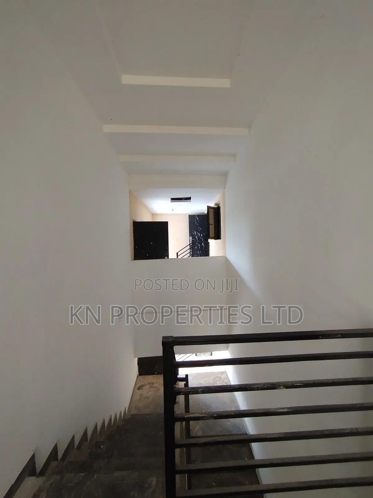 2bdrm Block of Flats in Wuse Zone for rent in Wuse