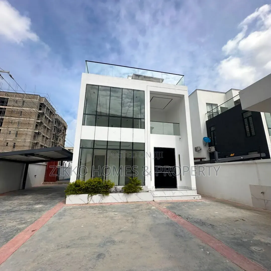 5bdrm Duplex in Lekki for sale in Lekki Phase 1