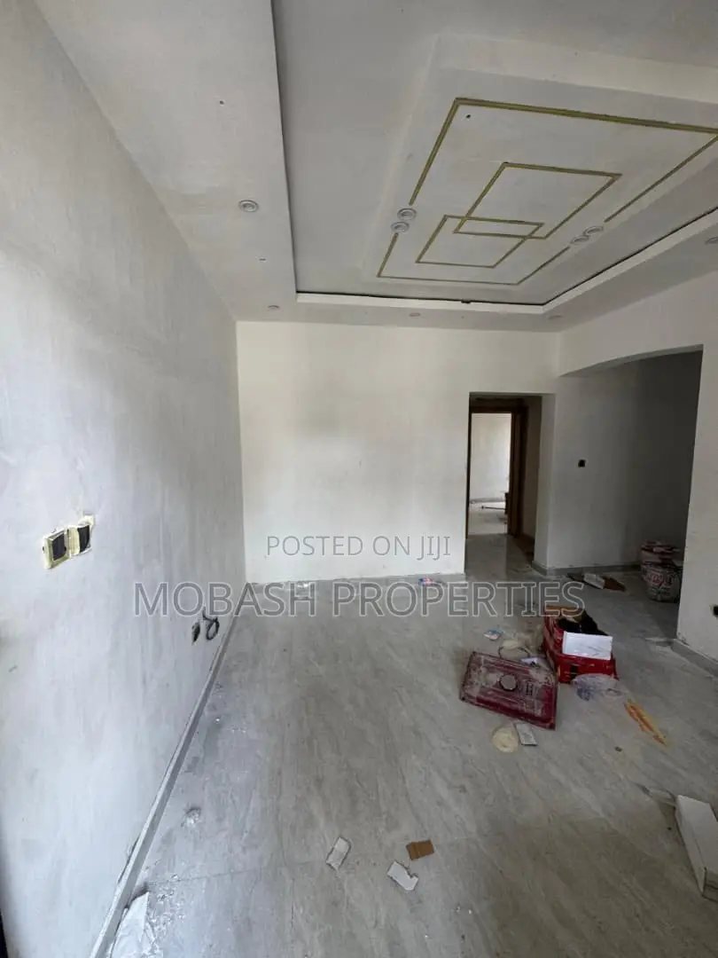 2bdrm Block of Flats in Kolapo Ishola Gra, Ibadan for rent in Ibadan