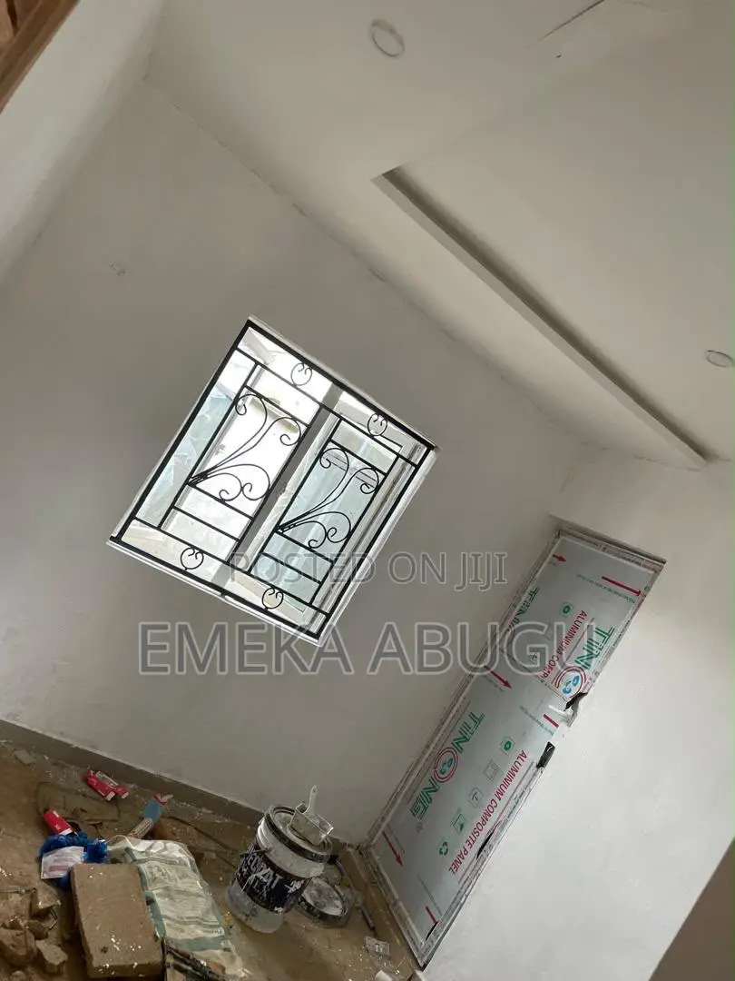 3bdrm Block of Flats in Akala Express for rent in Akala Express