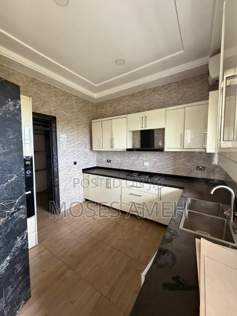 3bdrm Block of Flats in Jahi for rent in Jahi