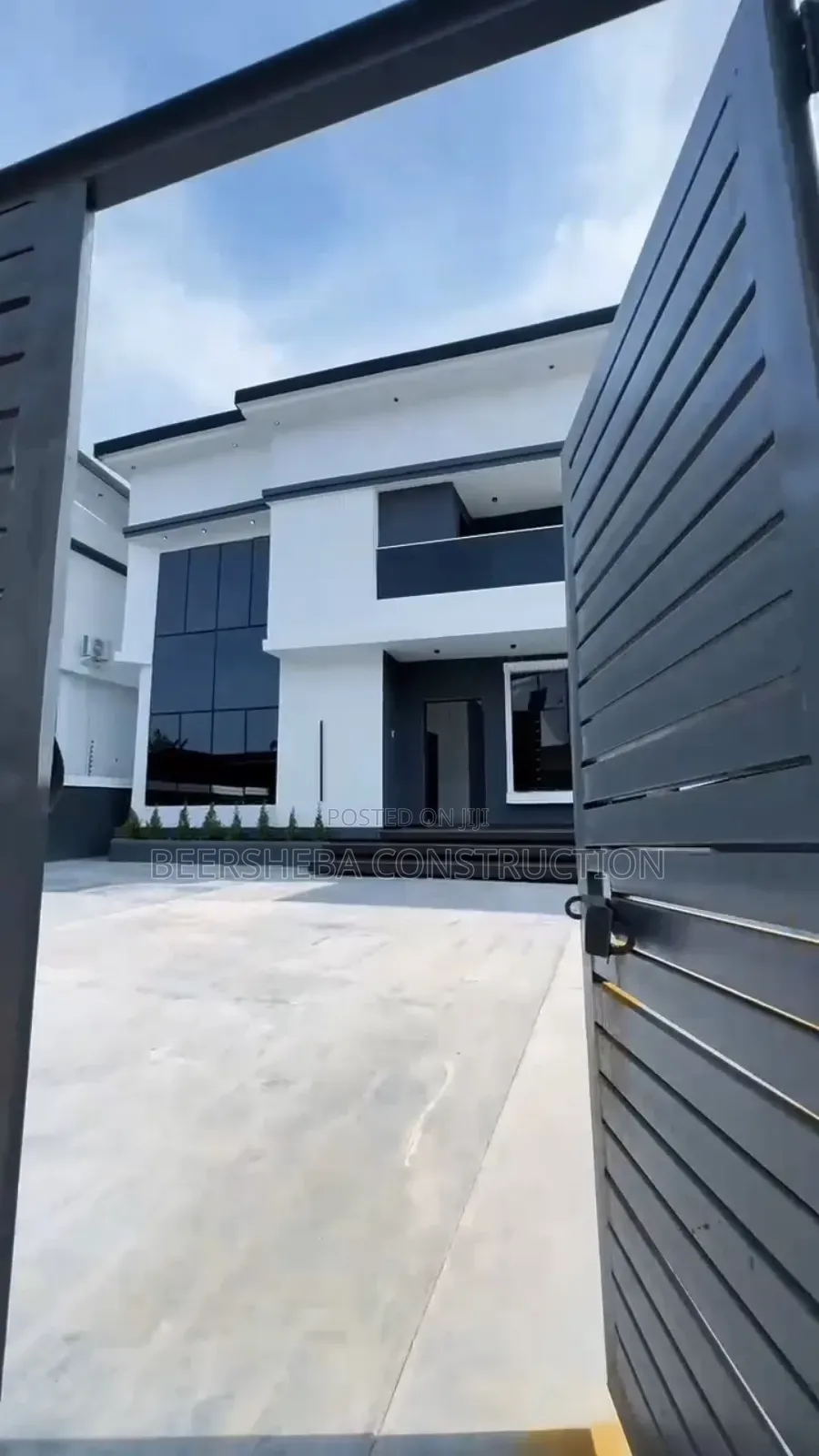 Furnished 5bdrm Duplex in Awka for sale in Awka
