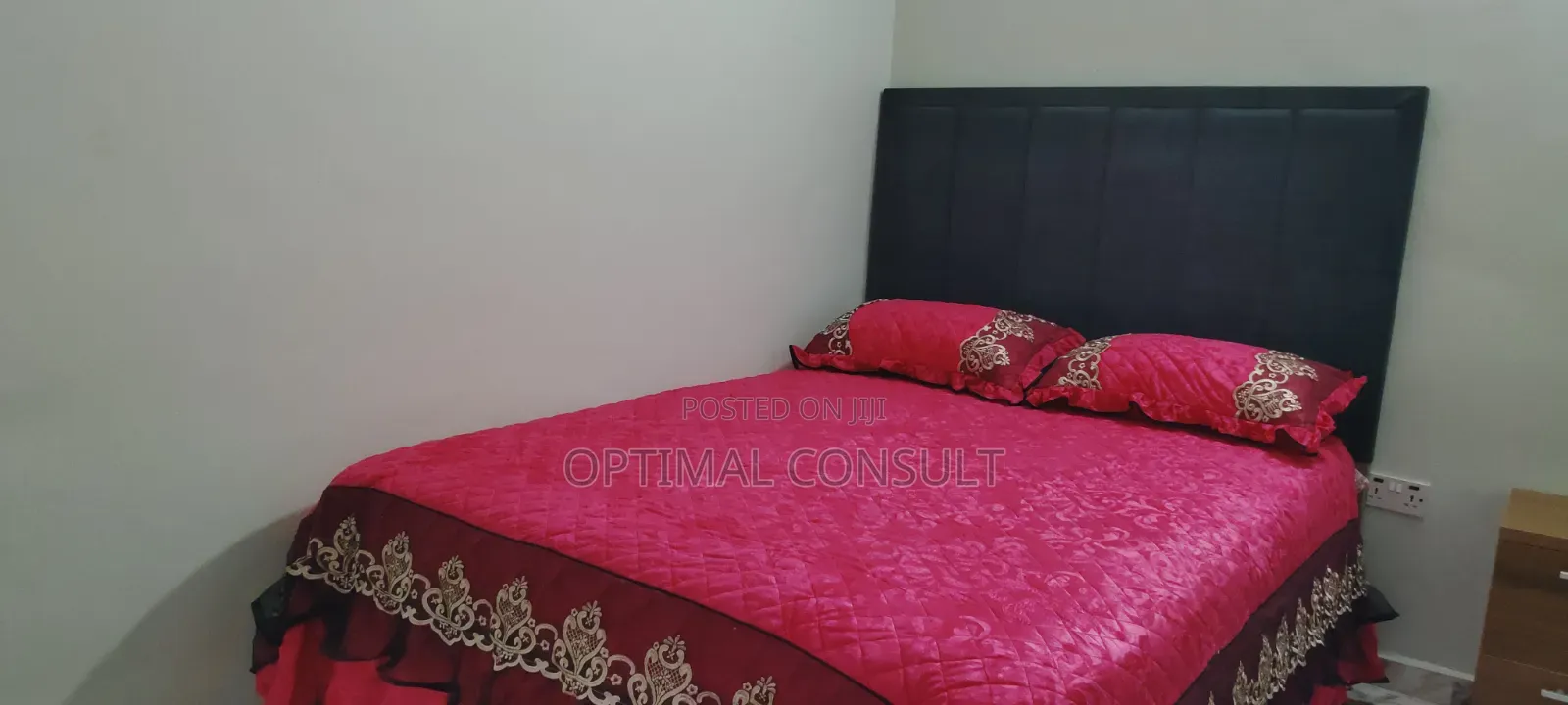 Optizee Hotel Suites in Berger