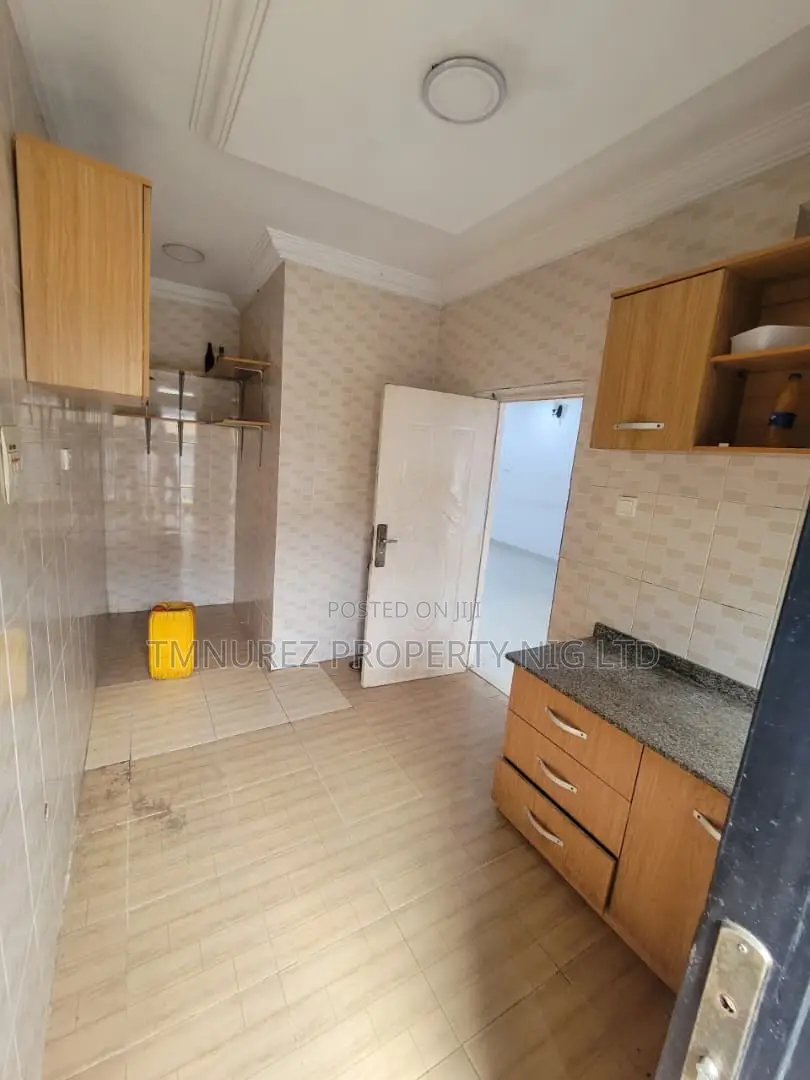 3bdrm Apartment in Cool Estate At for rent in Badore