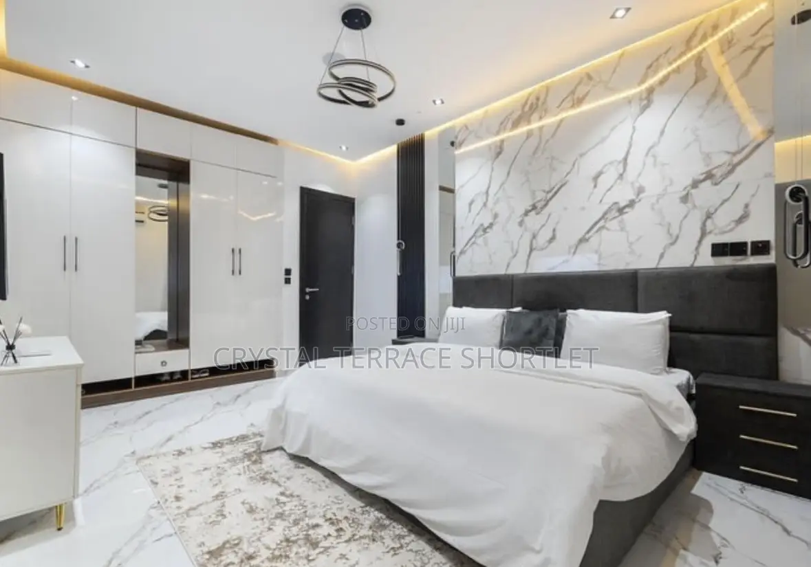 New Beautiful 2 Bedroom Apartment Shortlet in Lekki Phase 1