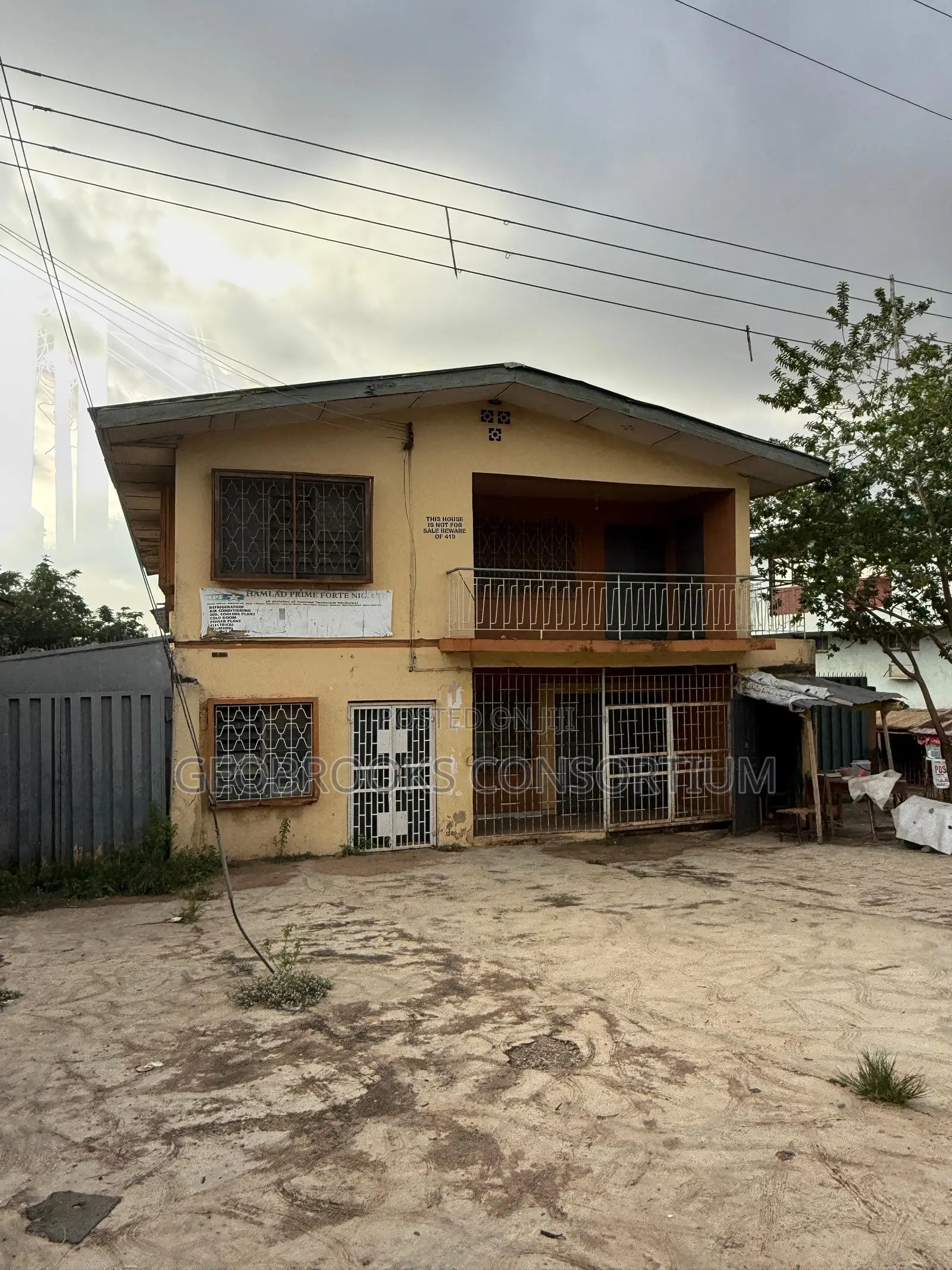 Spacious Storey Building on 620sqm Along Liberty Road, Ring Road. in Rind Road