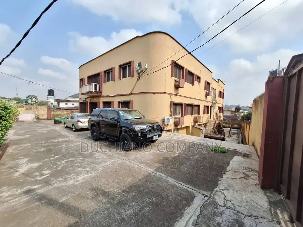 3bdrm Block of Flats in Allen Avenue for sale in Allen Avenue
