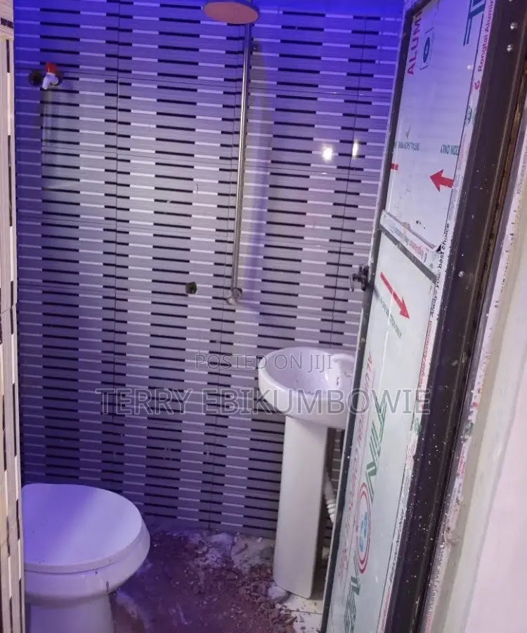 Studio Apartment in Selfcontain, Apo District for rent in Apo District