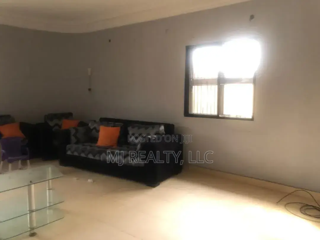 4bdrm Duplex in Omole Phase 2 for rent in Omole Phase 2