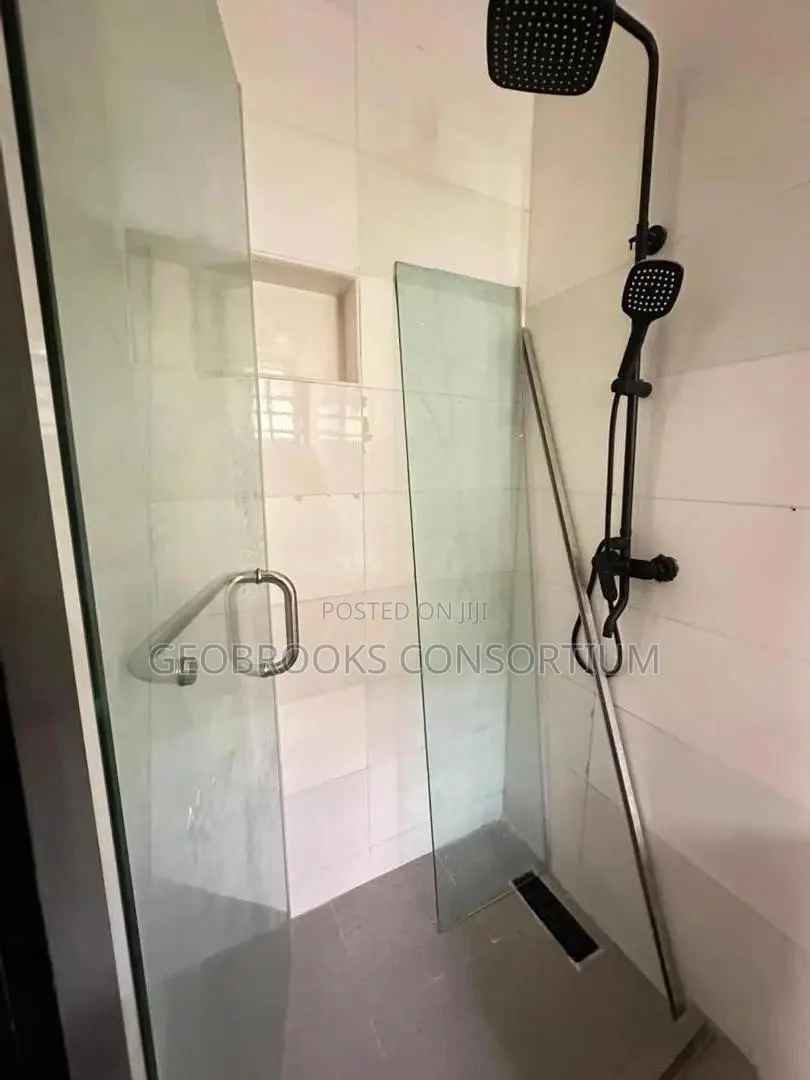 4bdrm Duplex in New Bodija Gra for sale in Bodija