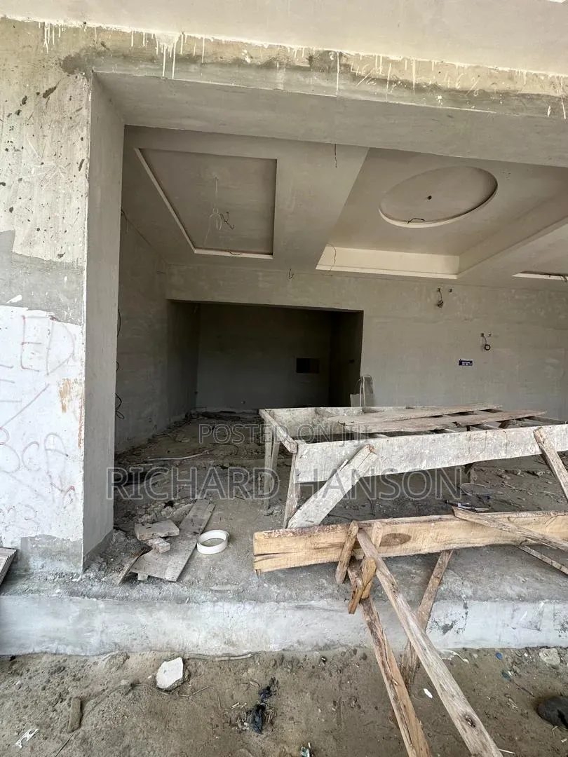 Commercial Building/Hotel/Blocks of Flats for Sale Lekki 500m in Agungi