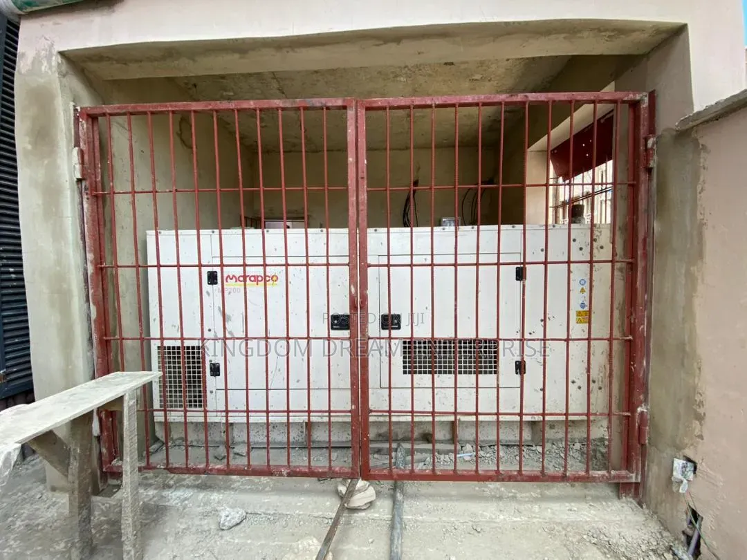 2bdrm Block of Flats in Ebute Meta for rent in Ebute Metta