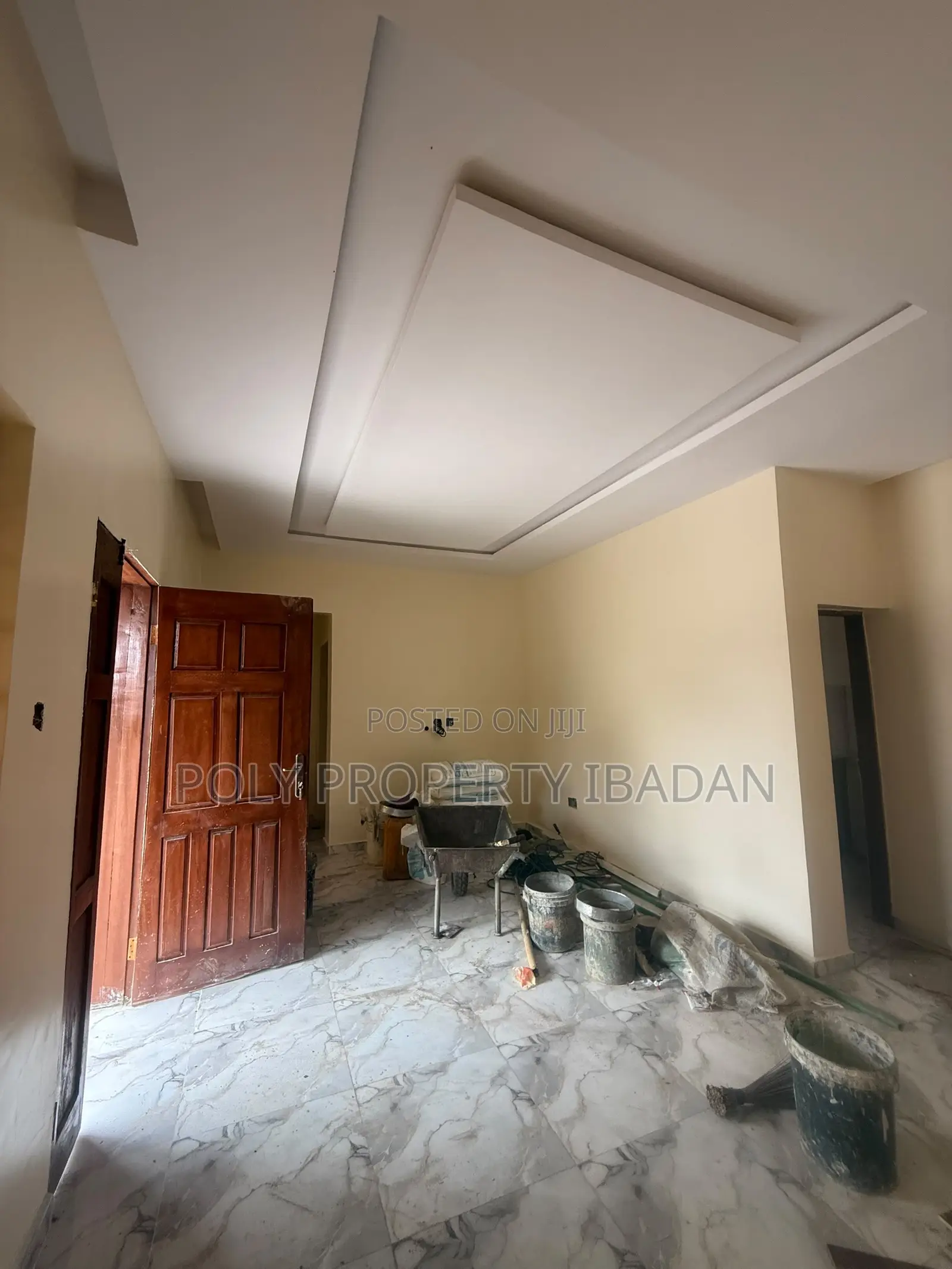 2bdrm Apartment in Kolapo Ishola Gra, Akobo for rent in Akobo