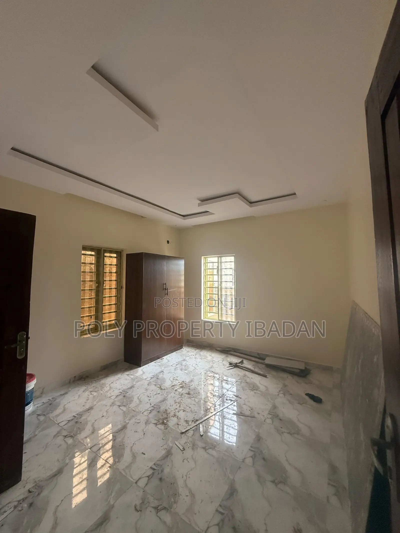 2bdrm Apartment in Kolapo Ishola Gra, Akobo for rent in Akobo