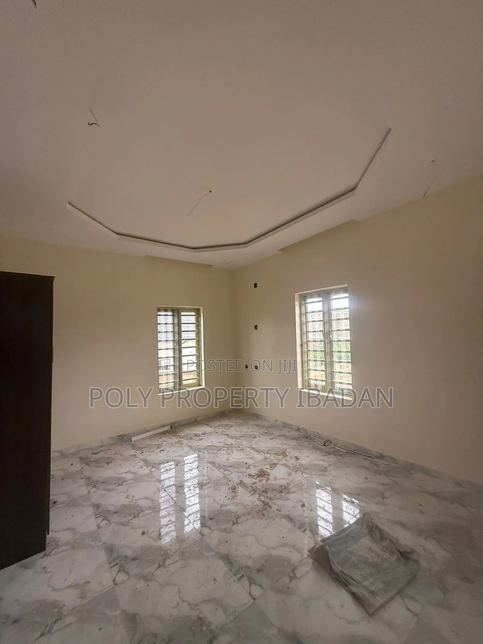 2bdrm Apartment in Kolapo Ishola Gra, Akobo for rent in Akobo