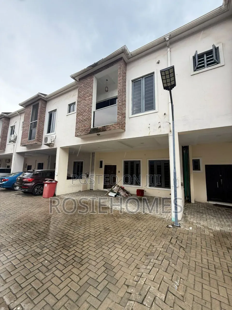 4bdrm Duplex in Ikota Gra for rent in Ikota
