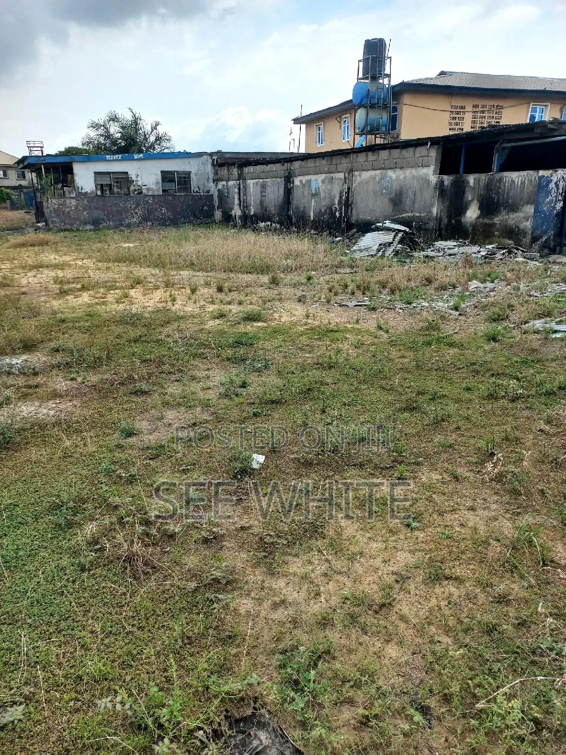 5 Plots Of Land For Commercial Purposes For Sale in Satellite Town