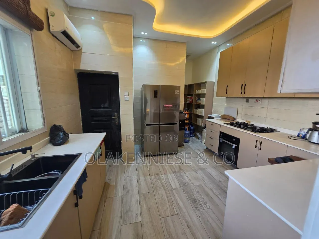 Furnished 3bdrm Block of Flats in Bourdillon Ikoyi for sale in Bourdillon