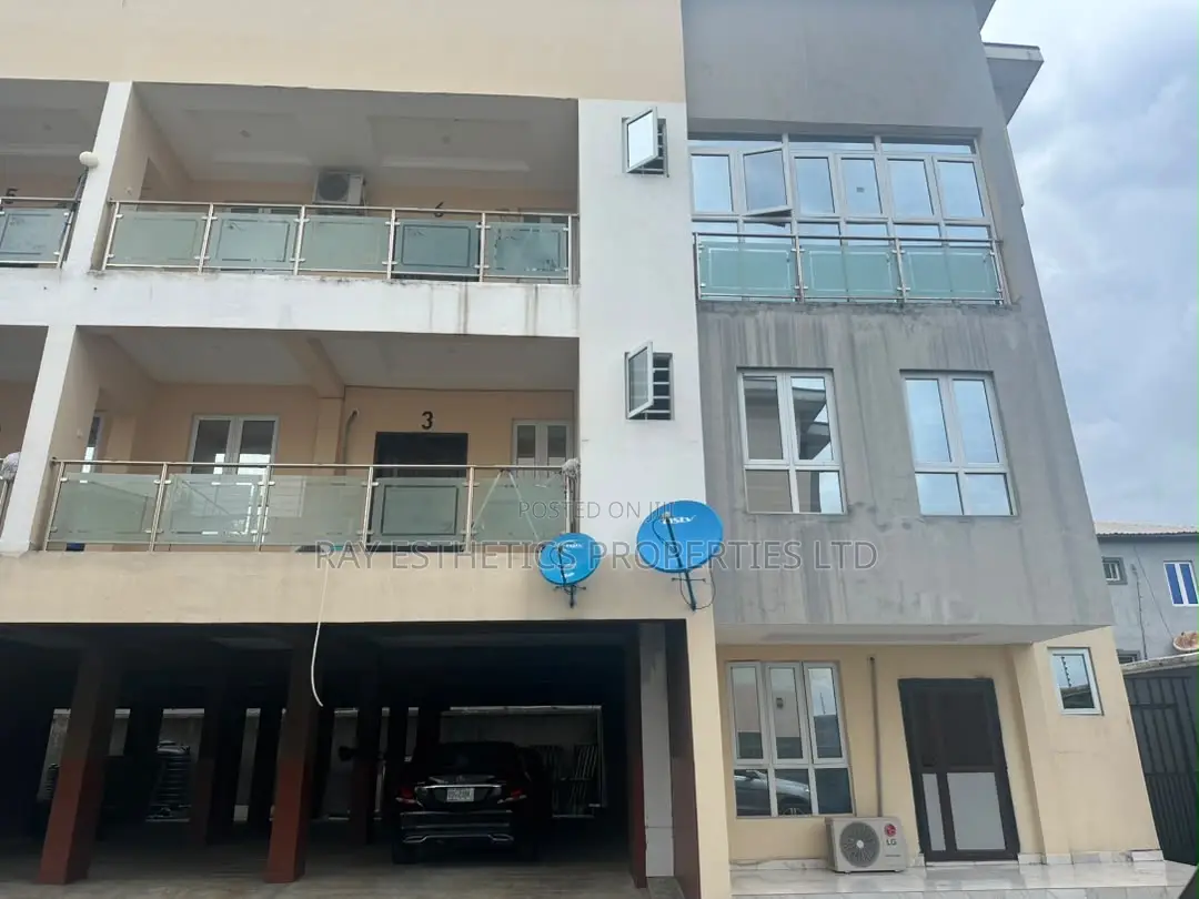 4bdrm Maisonette in Igbo-efon for rent in Igbo-efon