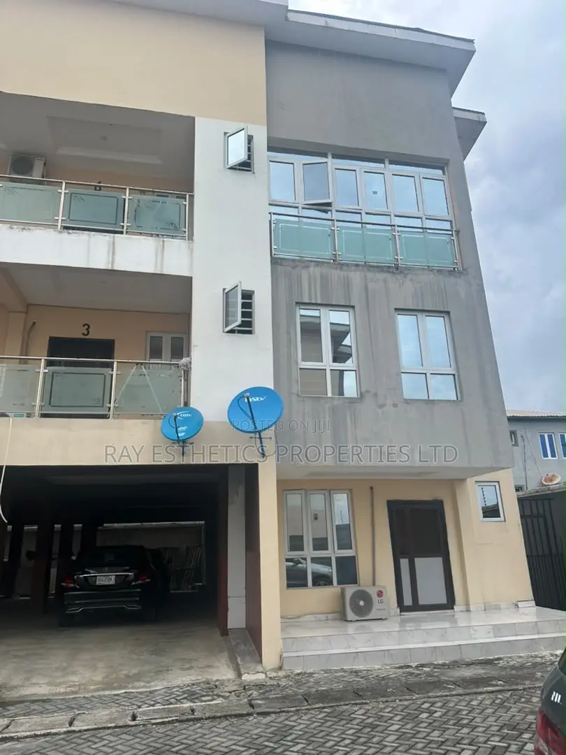 4bdrm Maisonette in Igbo-efon for rent in Igbo-efon