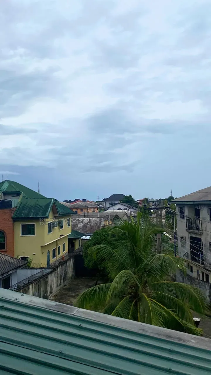 8bdrm Duplex in Agip Estate, Port, Obio-Akpor for sale in Obio-Akpor