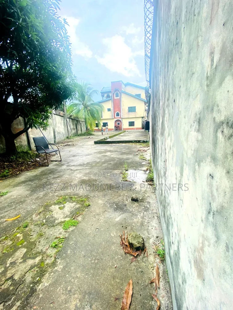 8bdrm Duplex in Agip Estate, Port, Obio-Akpor for sale in Obio-Akpor