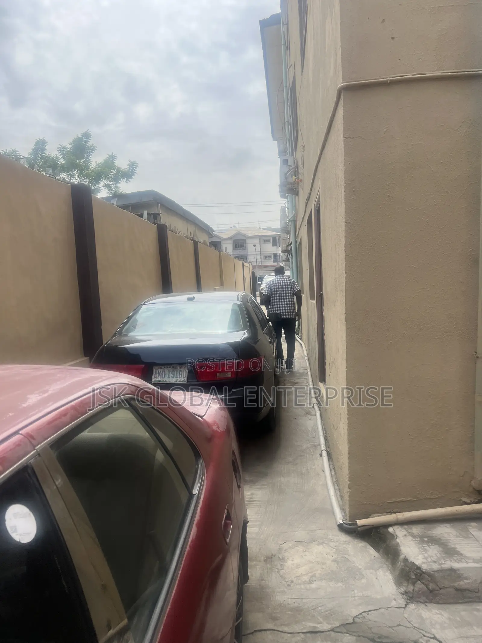 20bdrm Block of Flats in Ikeja for sale in Ikeja